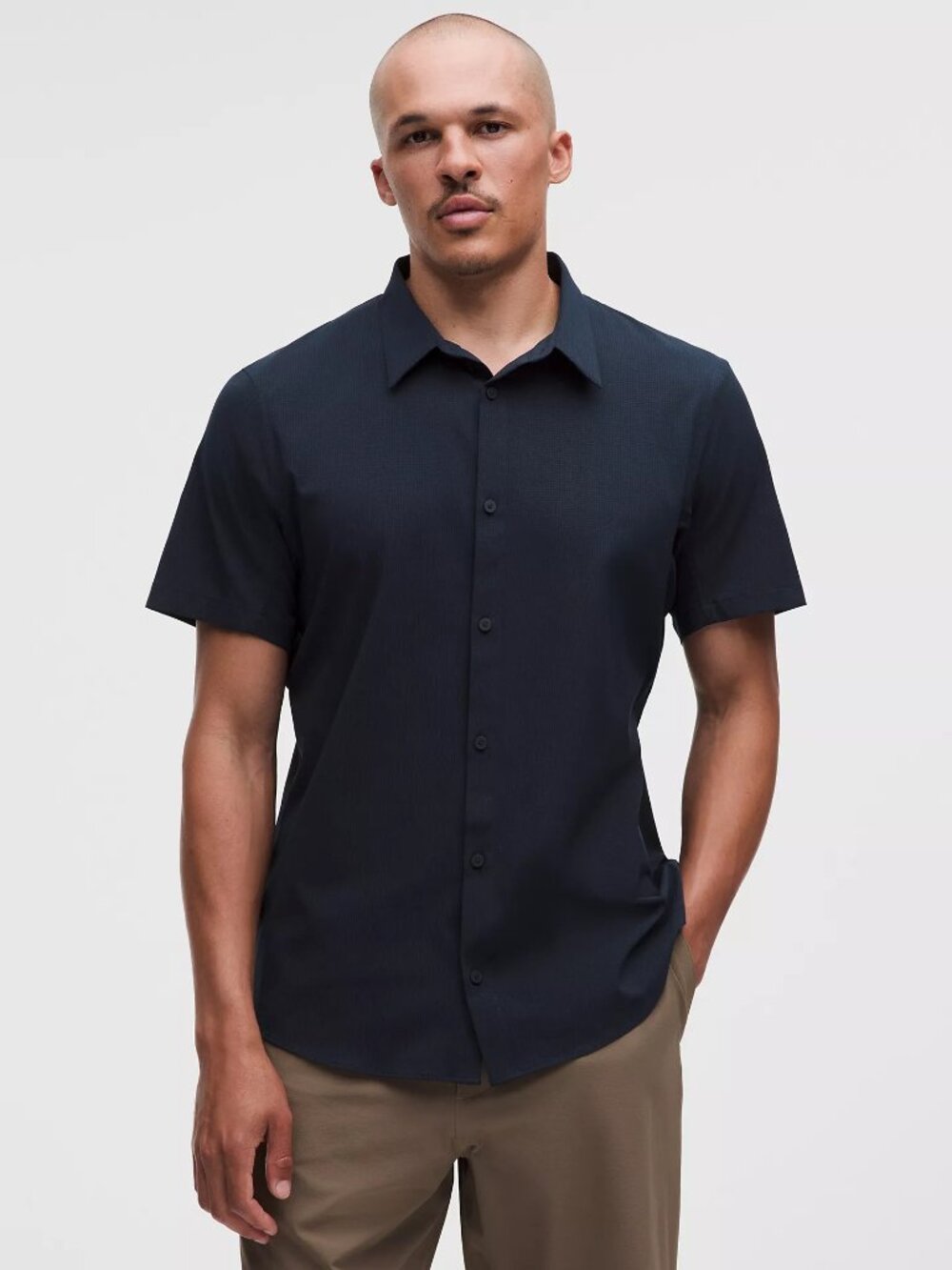 *NWT Lululemon Men's Airing Easy Short-Sleeve Shirt - Navy